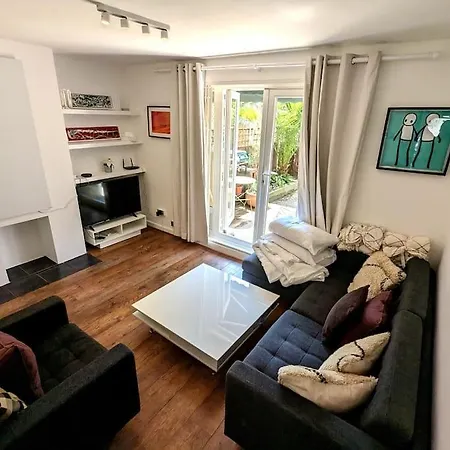 Apartamento Charming 2-Bed Garden Flat Londres Exterior foto