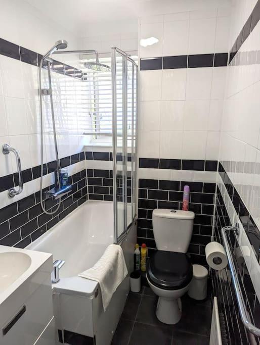 Apartamento Charming 2-bed Garden Flat